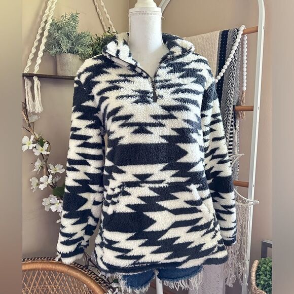 Natural Reflections Geometric Print Sherpa Pullover Quarter Zip Sweater - Picture 2 of 9